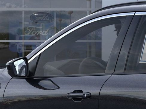 New 2025 Ford Escape SE w/ Class II Trailer Tow Package image 21
