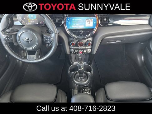 Used 2023 MINI Cooper S w/ Driver Assistance Package FWD image 4