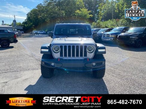 Used 2020 Jeep Gladiator Rubicon AWD/4WD image 2