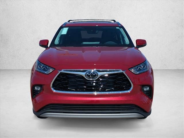 New 2026 Toyota Highlander Platinum AWD/4WD image 6
