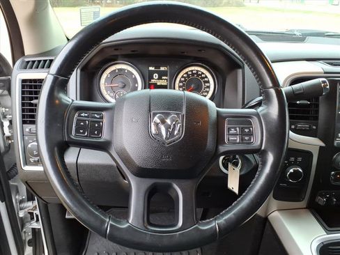 Used 2018 RAM 2500 Big Horn image 19