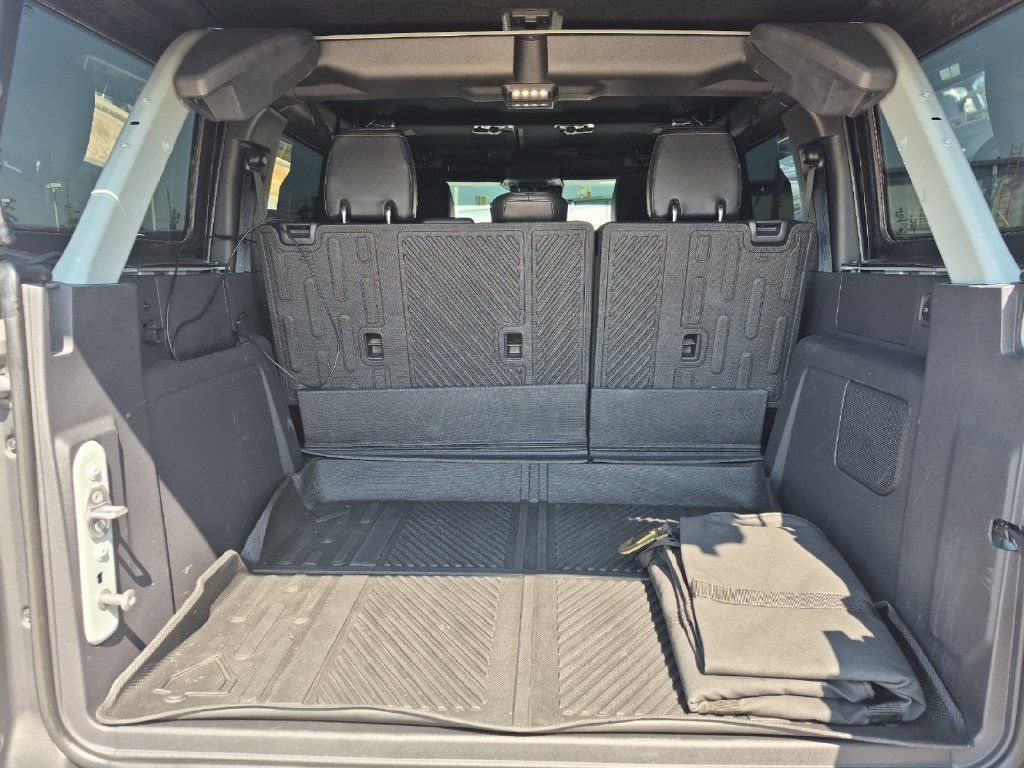Used 2024 Ford Bronco Big Bend w/ Sasquatch Package AWD/4WD image 15