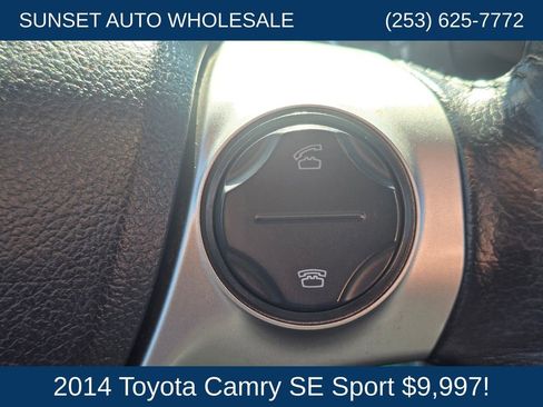 Used 2014 Toyota Camry SE image 28
