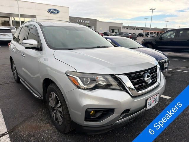 Used 2018 Nissan Pathfinder SL FWD image 3