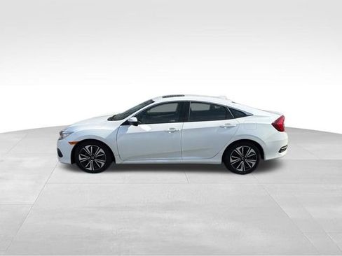 Used 2018 Honda Civic EX-T image 3