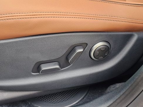 New 2026 Genesis GV70 2.5T Advanced image 33