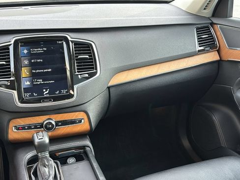 Used 2021 Volvo XC90 T6 Momentum w/ Protection Package Premier AWD/4WD image 8