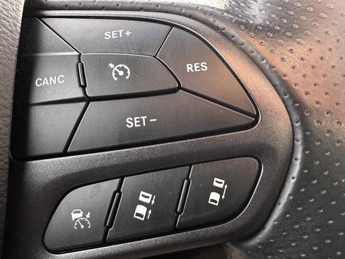 Used 2023 Dodge Durango GT image 18