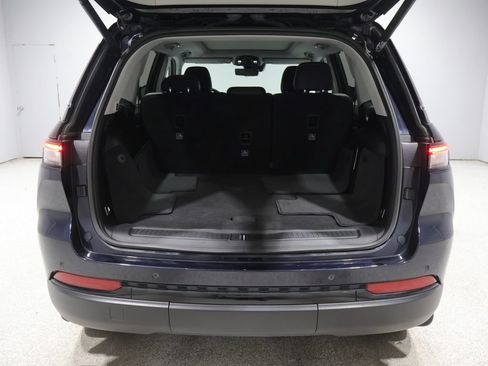 Certified 2023 Jeep Grand Cherokee Limited w/ Luxury Tech Group II AWD/4WD image 20