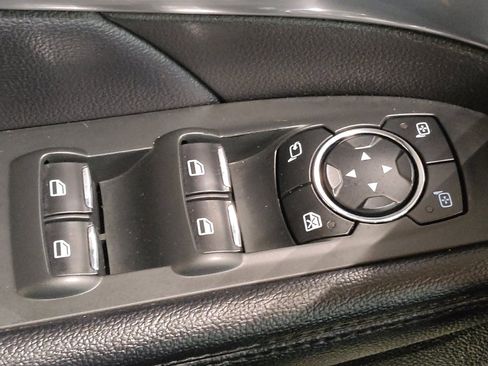 Used 2017 Ford Explorer Limited FWD image 27