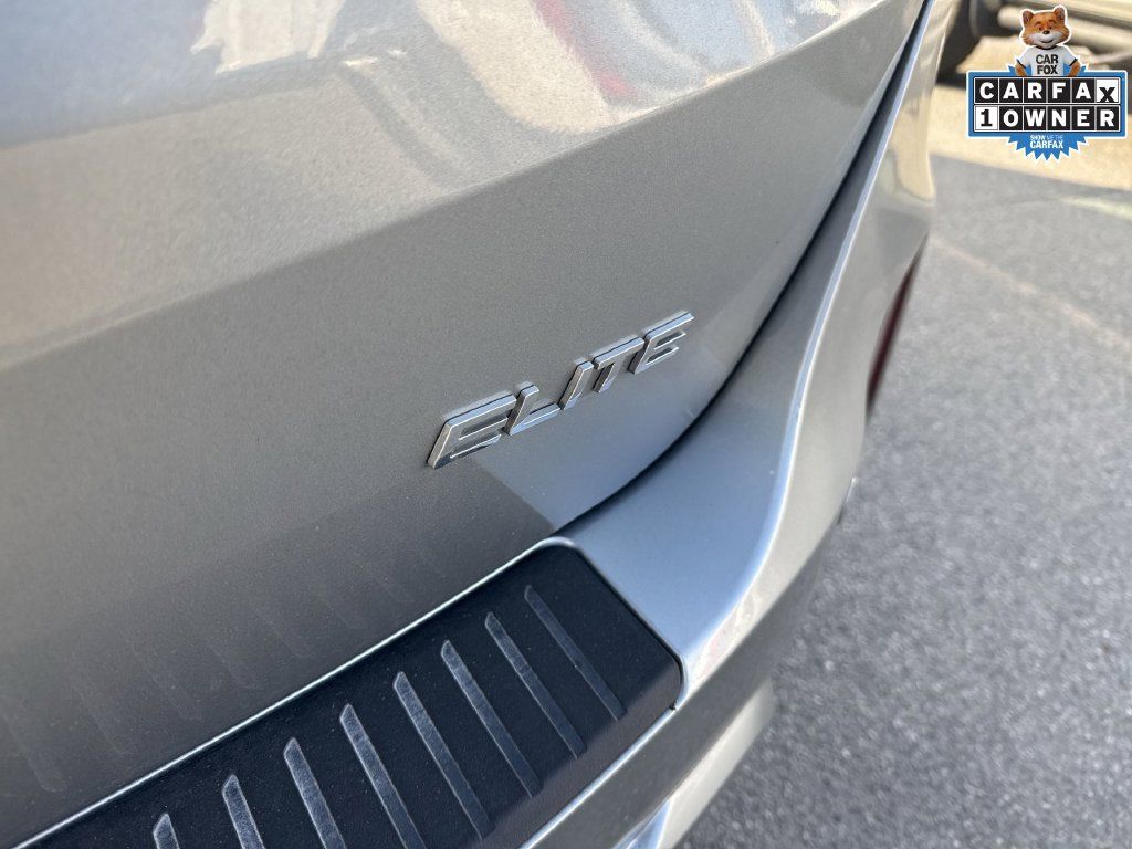 Used 2025 Honda Odyssey Elite image 7
