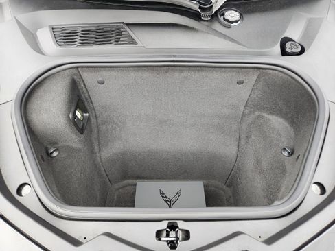 Used 2025 Chevrolet Corvette Stingray Coupe w/ Battery Protection Package image 34