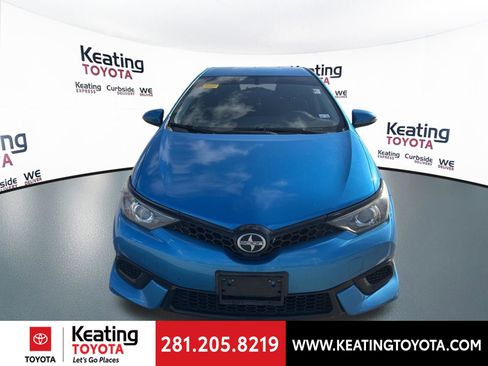 Used 2016 Scion iM image 2