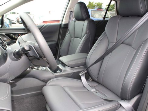 New 2025 Subaru Outback Limited image 18