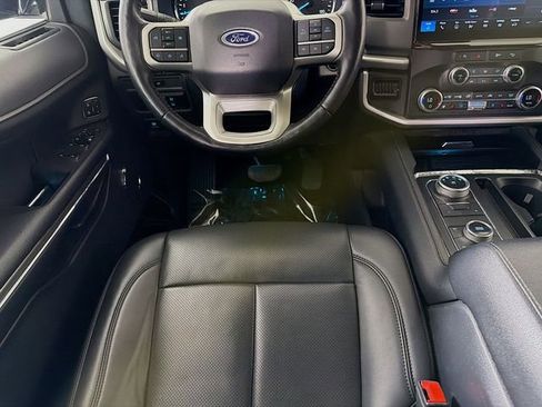 Used 2024 Ford Expedition Max XLT image 24
