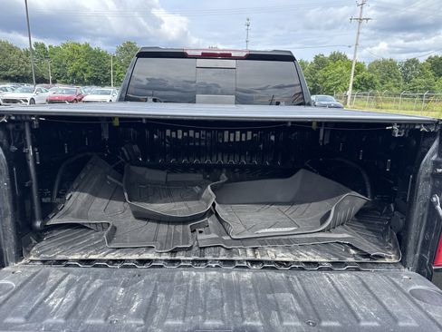 Used 2023 Chevrolet Silverado 1500 RST w/ Convenience Package II AWD/4WD image 10