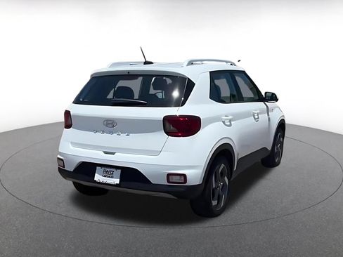 Used 2026 Hyundai Venue SEL FWD image 12