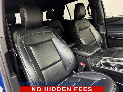 Used 2020 Ford Explorer XLT w/ Equipment Group 202A AWD/4WD image 23