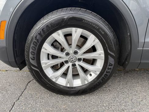 Used 2020 Volkswagen Tiguan S AWD/4WD image 11