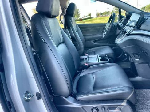 Used 2025 Honda Odyssey EX-L image 12