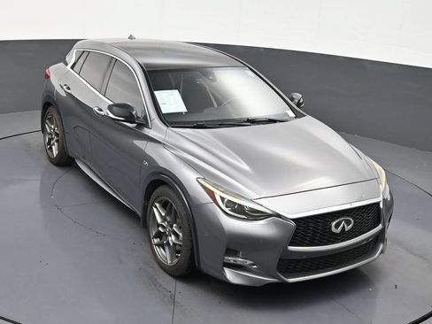 Used 2019 INFINITI QX30 Sport w/ Cargo Package FWD image 20