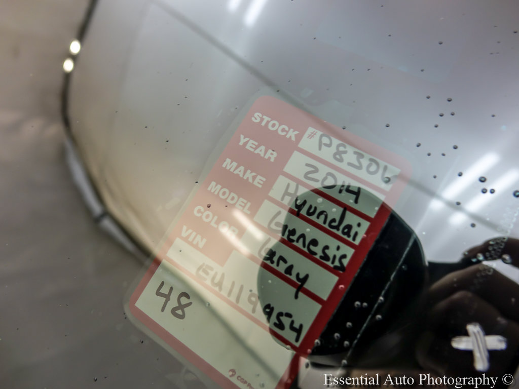 Used 2014 Hyundai Genesis 2.0T RWD image 24
