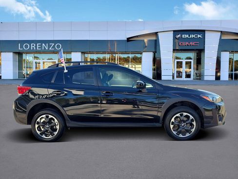 Used 2023 Subaru Crosstrek 2.0i Premium AWD/4WD image 4