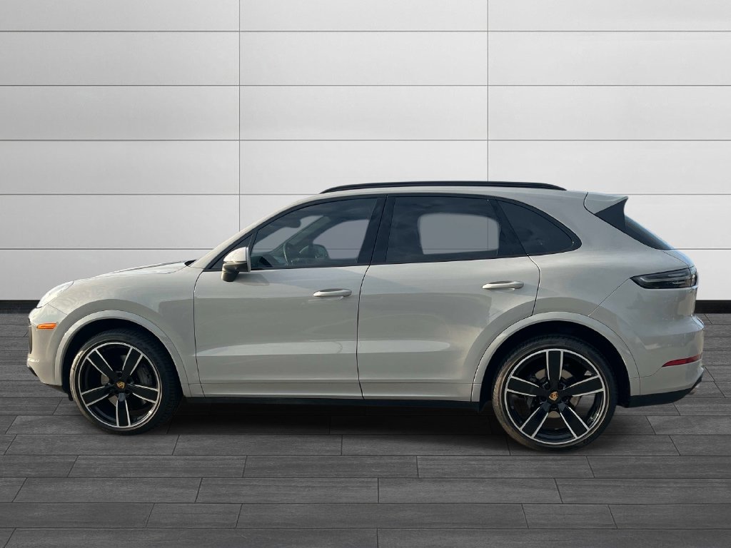 Used 2021 Porsche Cayenne S AWD/4WD image 2