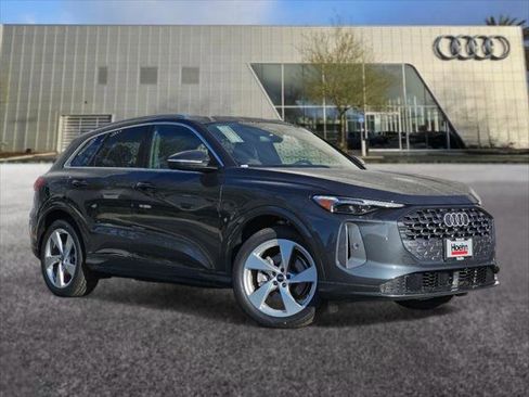 New 2025 Audi Q5 Prestige image 1