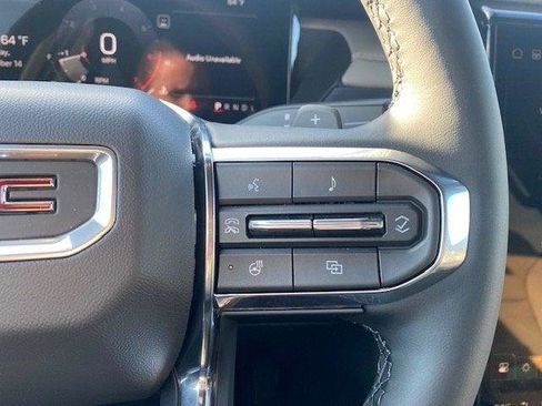 New 2026 GMC Acadia Elevation image 19