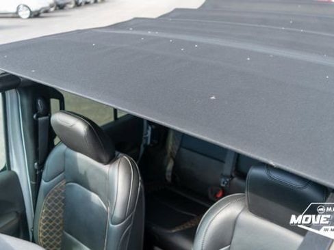 Used 2023 Jeep Wrangler Unlimited Sahara image 25