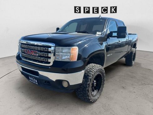 Used 2012 GMC Sierra 2500 SLE w/ SLE Preferred Package AWD/4WD image 1