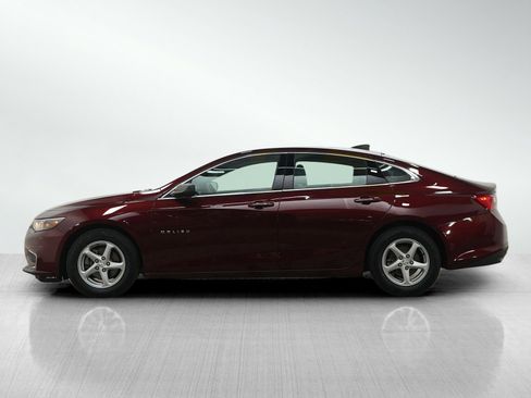 Used 2016 Chevrolet Malibu LS image 2
