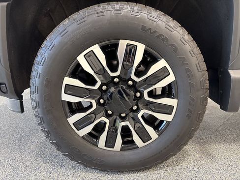 Used 2025 GMC Sierra 2500 Denali Ultimate AWD/4WD image 61
