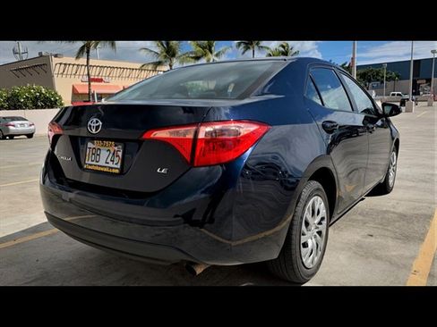 Used 2017 Toyota Corolla LE FWD image 4