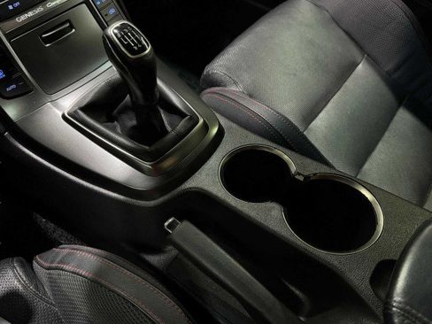 Used 2015 Hyundai Genesis 3.8 image 47