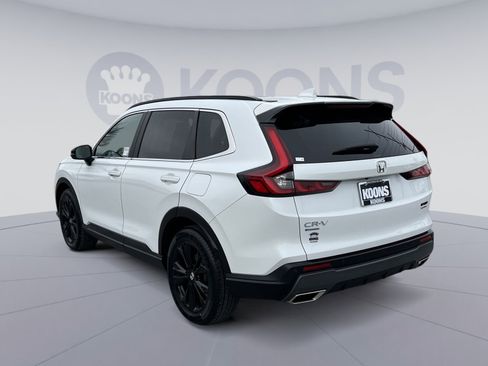 Used 2023 Honda CR-V Sport Touring image 4
