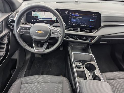 Certified 2026 Chevrolet Equinox LT AWD/4WD image 16