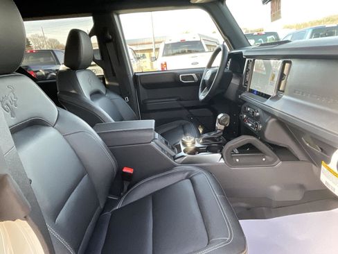New 2025 Ford Bronco Badlands AWD/4WD image 30