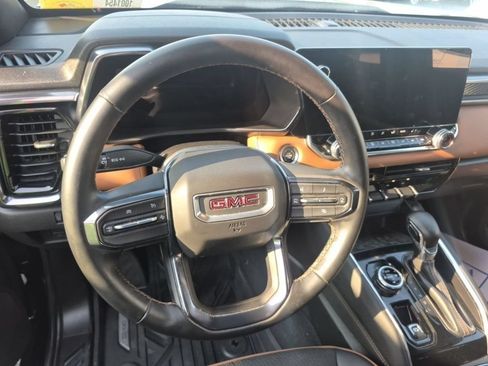 Used 2024 GMC Canyon AT4 w/ Technology Package AWD/4WD image 5