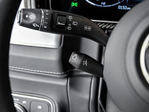 Used 2025 Mercedes-Benz G 63 AMG 4MATIC image 26