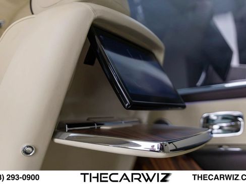 Used 2019 Rolls-Royce Cullinan AWD/4WD image 47