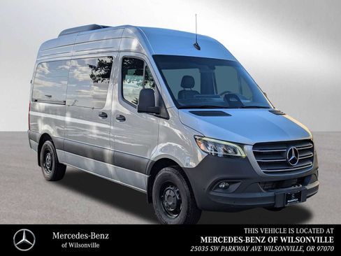 New 2025 Mercedes-Benz Sprinter 2500 image 1