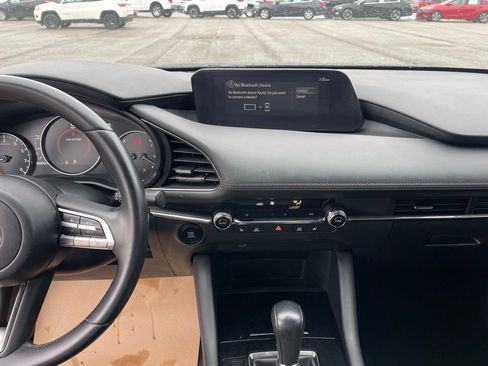 Used 2019 MAZDA MAZDA3 AWD Hatchback w/ Preferred Pkg image 15