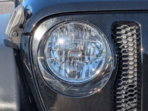 Used 2019 Jeep Wrangler Unlimited Sport S image 10