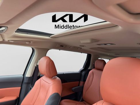 New 2026 Kia Carnival SX image 30