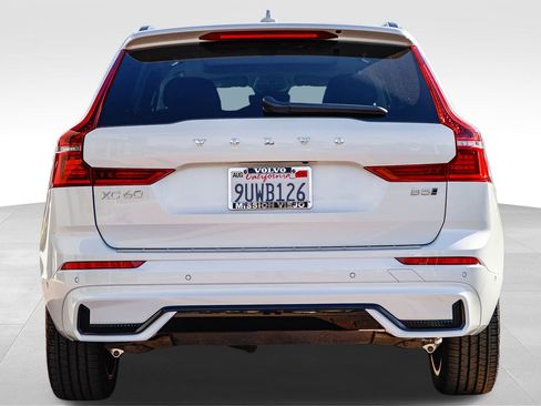 Certified 2026 Volvo XC60 B5 Plus w/ Climate Package AWD/4WD image 7