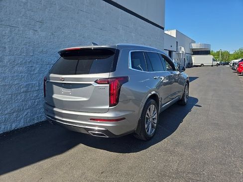 Certified 2024 Cadillac XT6 Premium Luxury AWD/4WD image 18