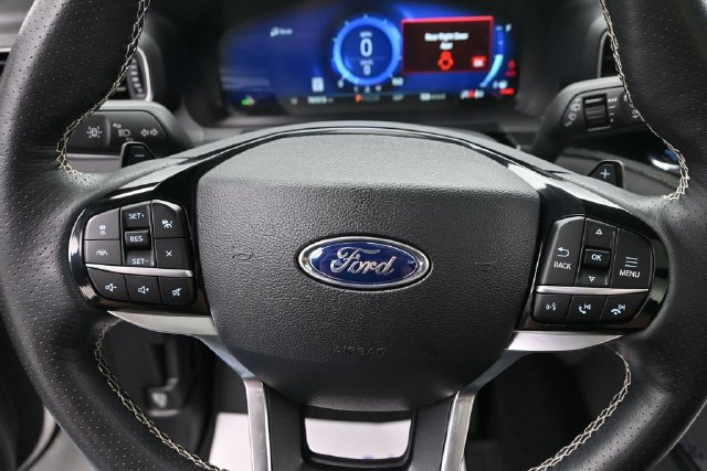 Used 2023 Ford Explorer ST w/ Technology Package AWD/4WD image 29