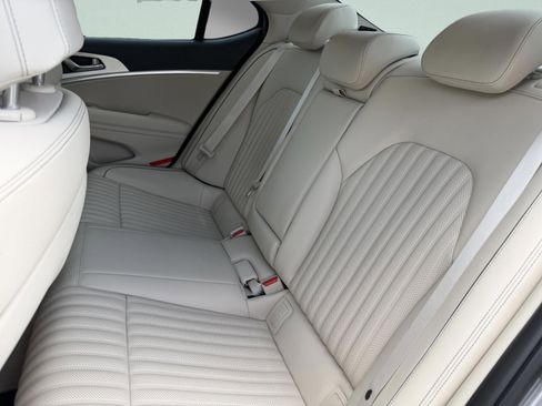 Used 2026 Genesis G70 2.5T Prestige RWD image 20